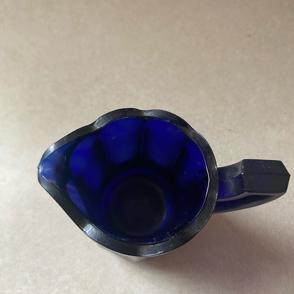 Vintage Shirley Temple Cobalt Blue
Glass Creamer Pitcher - Picture 4 of 4
